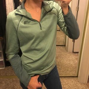 North Face Quarter Zip Sweatshirt